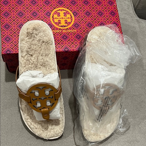 Tory Burch Miller Cloud Shearling Nappa leather Brown Shearling Sandals - Picture 2 of 4